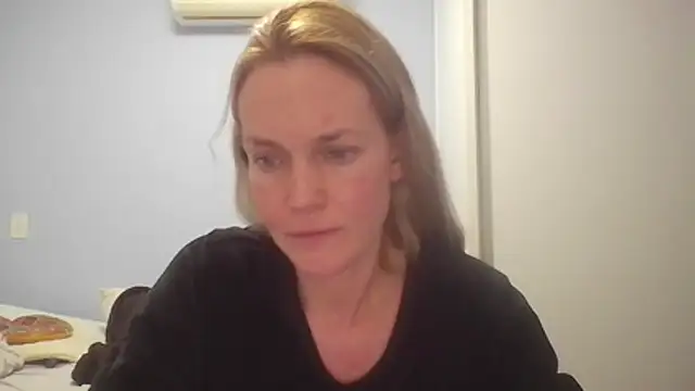 Annylove1 online show from June 29, 2026, 12:17 am
