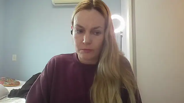 Annylove1 online show from July 9, 2026, 10:52 am