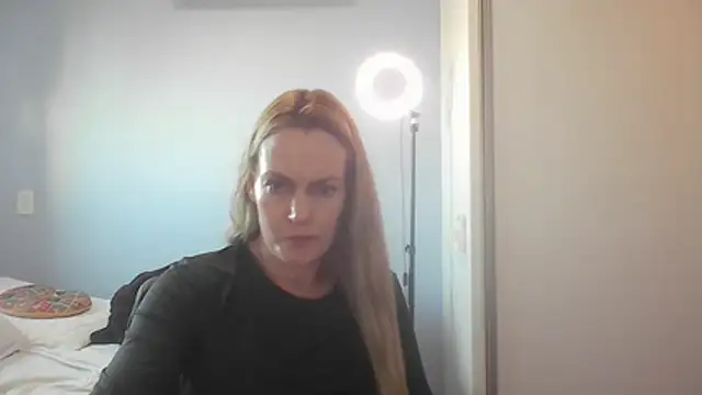 Annylove1 online show from July 23, 2026, 10:57 am