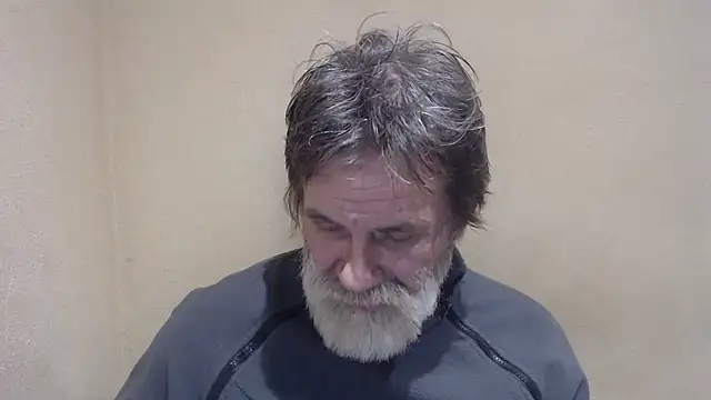 Snapshot of AlexNudo chatting on January 4, 2025, 1:31 am AlexNudo online show from January 4, 2025, 1:31 am