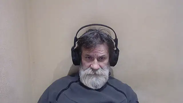 Snapshot of AlexNudo chatting on February 22, 2025, 9:23 am AlexNudo online show from February 22, 2025, 9:23 am