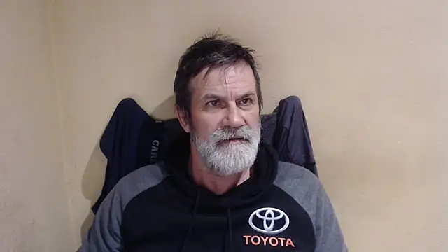 Snapshot of AlexNudo chatting on October 16, 2025, 8:32 pm AlexNudo online show from October 16, 2025, 8:32 pm