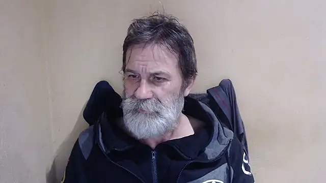 Snapshot of AlexNudo chatting on November 19, 2025, 7:14 pm AlexNudo online show from November 19, 2025, 7:14 pm