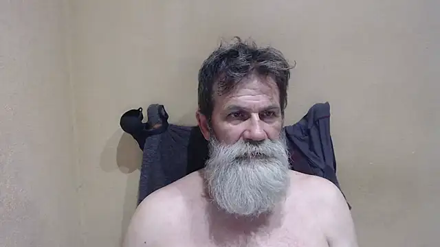 Snapshot of AlexNudo chatting on May 31, 2026, 11:50 pm AlexNudo online show from May 31, 2026, 11:50 pm