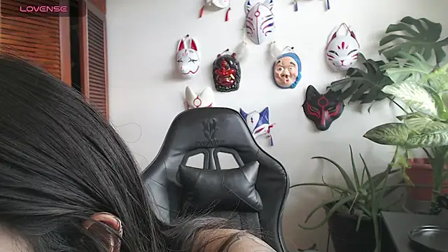 cat salo online show from March 21, 2025, 9:23 pm