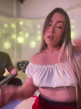 Im sophiie online show from December 24, 2024, 5:38 am