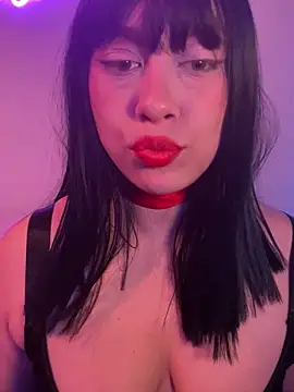 Im sophiie online show from February 26, 2025, 7:53 am