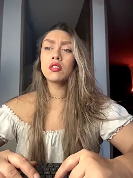 Im sophiie online show from March 1, 2026, 6:48 am