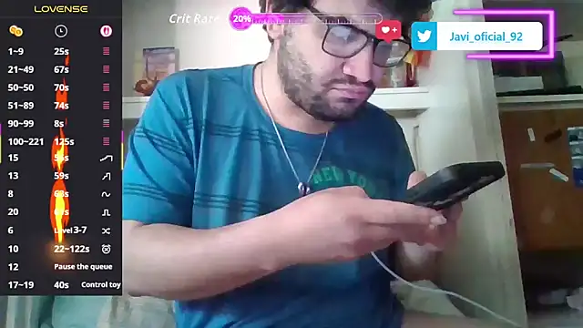 Snapshot of Javi_92 chatting on April 4, 2026, 11:08 am Javi 92 online show from April 4, 2026, 11:08 am