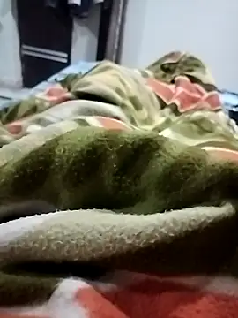 Snapshot of Cp7990208 chatting on December 1, 2025, 5:07 pm Cp7990208 online show from December 1, 2025, 5:07 pm