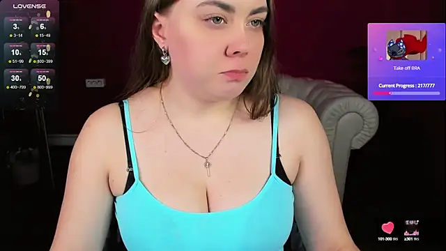 Snapshot of touch_me_bb chatting on February 17, 2025, 10:40 am touch me bb online show from February 17, 2025, 10:40 am