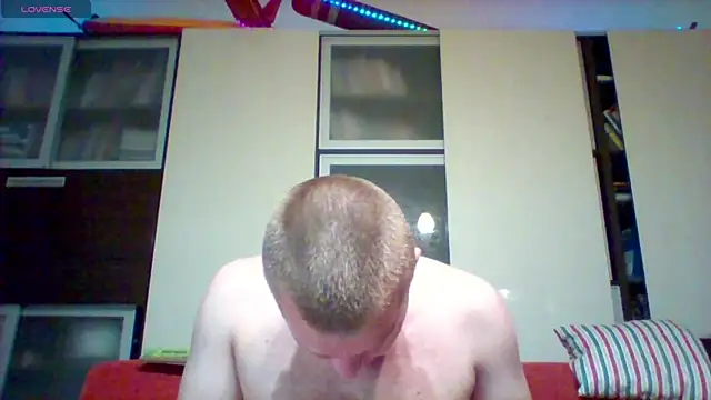 Matttthees online show from October 2, 2025, 8:05 pm