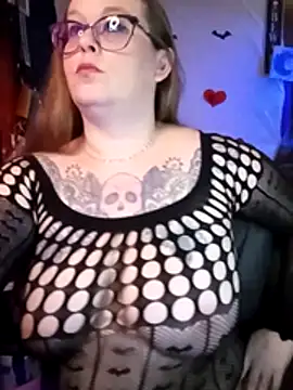 edgexchaos online show from February 17, 2026, 4:42 am