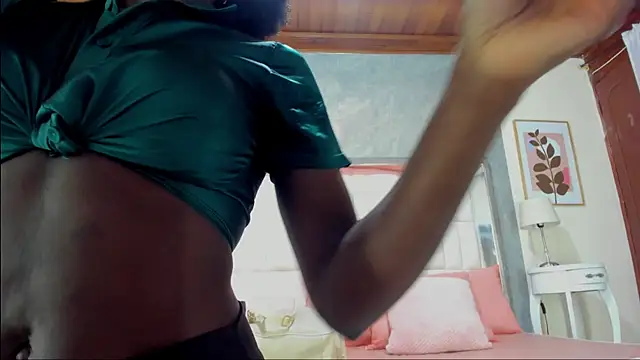 Snapshot of AlmaSean chatting on February 23, 2026, 6:27 pm AlmaSean online show from February 23, 2026, 6:27 pm