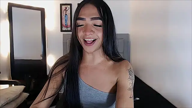 sofiaxdollxxx online show from February 14, 2026, 7:43 pm