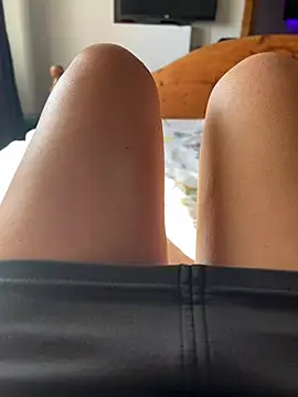 sweetmystery1 online show from March 5, 2025, 11:49 am