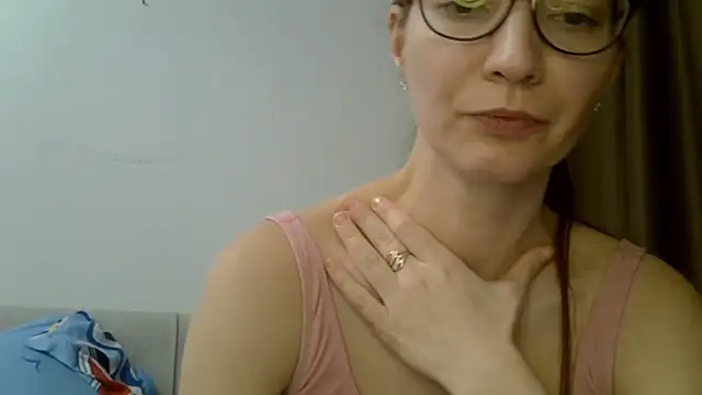 Ashleyspice online show from February 10, 2025, 12:08 pm