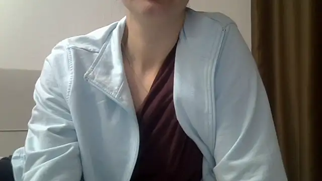 Ashleyspice online show from January 19, 2026, 7:23 am