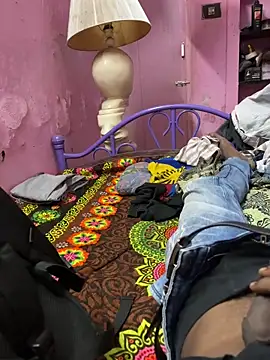 Snapshot of zeus_3241 chatting on February 13, 2026, 11:12 pm zeus 3241 online show from February 13, 2026, 11:12 pm