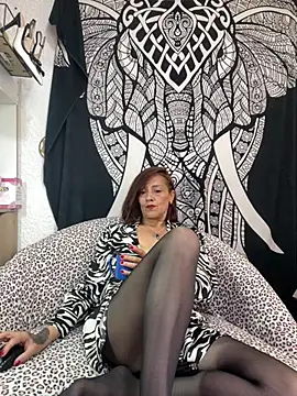 Snapshot of Boonny_Boo01 chatting on April 21, 2026, 4:56 pm Boonny Boo01 online show from April 21, 2026, 4:56 pm
