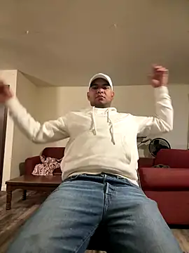 Snapshot of marhi32 chatting on November 19, 2025, 1:44 pm marhi32 online show from November 19, 2025, 1:44 pm