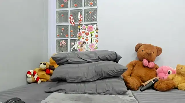 loveley jenny online show from March 11, 2025, 7:15 am