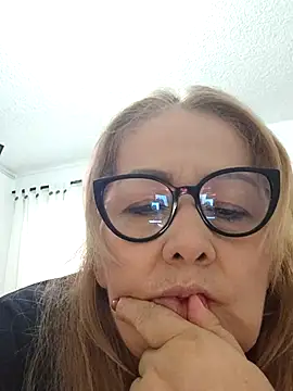 Nayla Garner online show from November 29, 2025, 9:29 pm