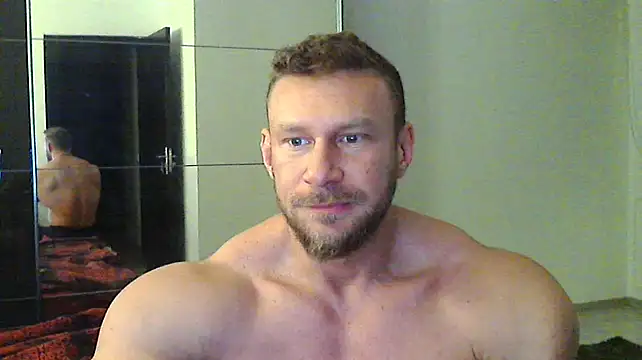 Snapshot of muscularkevin chatting on December 3, 2024, 5:09 am muscularkevin online show from December 3, 2024, 5:09 am
