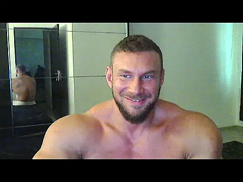 Snapshot of muscularkevin chatting on September 21, 2025, 1:24 pm muscularkevin online show from September 21, 2025, 1:24 pm