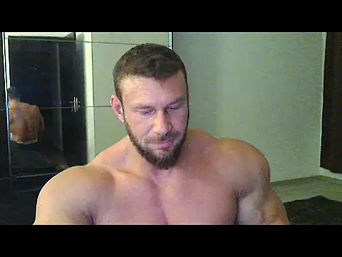Snapshot of muscularkevin chatting on October 7, 2025, 3:36 am muscularkevin online show from October 7, 2025, 3:36 am