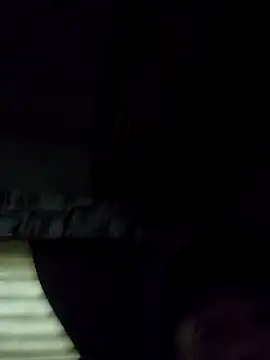 Hotredheadandtoungelasher online show from April 6, 2026, 9:38 pm