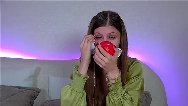 Snapshot of AudreyBarlow chatting on March 7, 2025, 6:35 am AudreyBarlow online show from March 7, 2025, 6:35 am