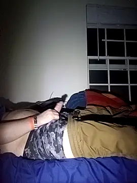 Snapshot of 29liquid1989 chatting on April 13, 2026, 1:22 am 29liquid1989 online show from April 13, 2026, 1:22 am