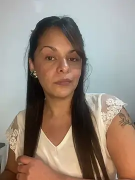 Snapshot of Kataliina chatting on February 26, 2025, 2:26 am Kataliina online show from February 26, 2025, 2:26 am