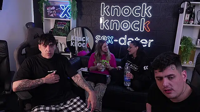 Snapshot of Elnonoykeila77 chatting on September 18, 2025, 9:28 pm Elnonoykeila77 online show from September 18, 2025, 9:28 pm