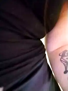 piiruwx online show from January 4, 2025, 7:02 pm