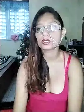 Snapshot of Sivanija_21 chatting on December 28, 2024, 2:53 pm Sivanija 21 online show from December 28, 2024, 2:53 pm