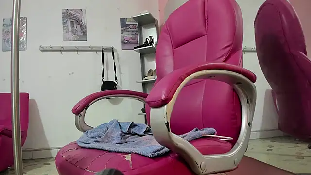 CAMILA--REY online show from December 15, 2025, 12:09 pm