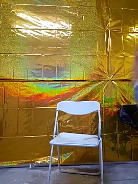 Snapshot of sweetcheekzx chatting on April 6, 2026, 5:41 am sweetcheekzx online show from April 6, 2026, 5:41 am