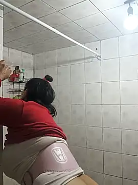 LaInsaciableIntensa online show from February 3, 2026, 12:42 am