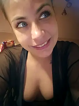 Keli Jessi online show from January 10, 2026, 6:42 pm