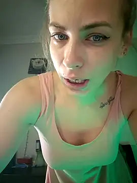 Keli Jessi online show from March 15, 2026, 6:14 pm