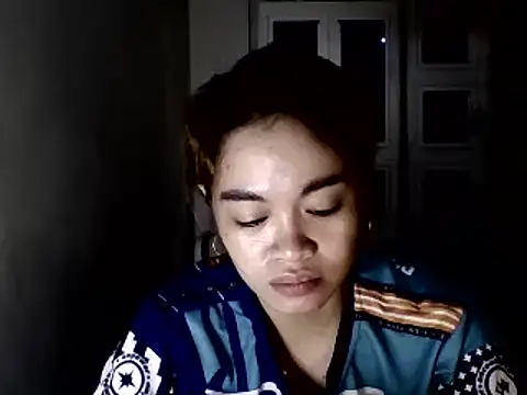 pinay4uwithagoodheart online show from December 2, 2024, 12:40 pm