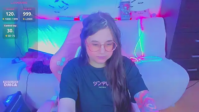 Lolisuccub online show from April 15, 2026, 6:26 pm