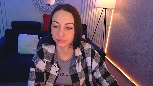 KristiiMax online show from February 19, 2026, 2:13 pm