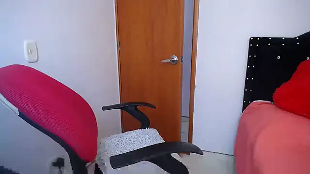 Ursulawhite69 online show from February 8, 2025, 3:42 pm