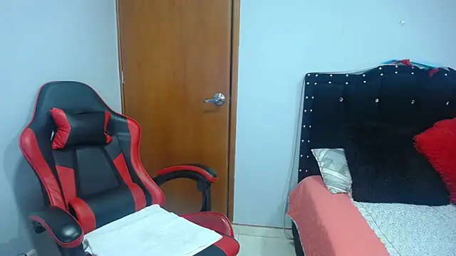 Ursulawhite69 online show from February 14, 2026, 12:18 am