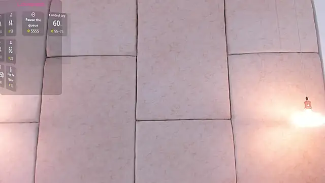 aisha vs online show from January 15, 2026, 12:32 pm