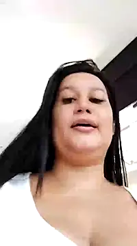 Snapshot of keilymadam chatting on December 17, 2024, 4:32 pm keilymadam online show from December 17, 2024, 4:32 pm