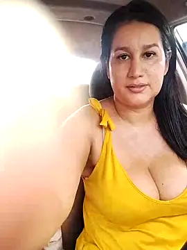 Snapshot of keilymadam chatting on December 19, 2024, 7:29 pm keilymadam online show from December 19, 2024, 7:29 pm